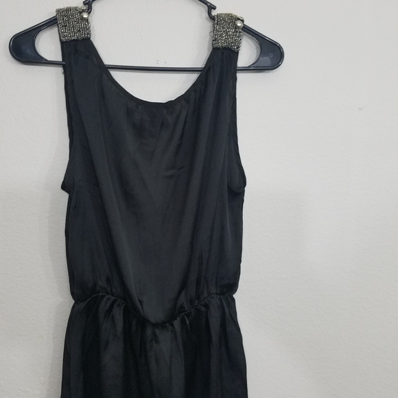 Top - Picture 2 of 3